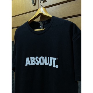 เสื้อยืดผ้าฝ้าย เสื้อยืดมือสอง ABSOLUT VODKA Size XL มือ2