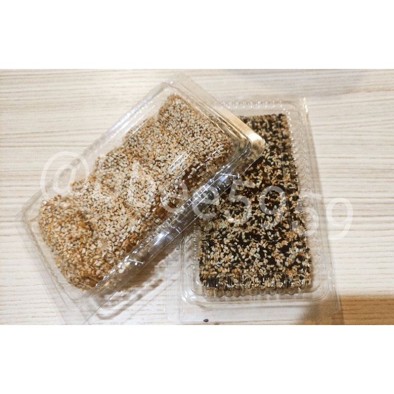 ขนมคอเป็ด กล่องละ23บาท สินค้ารองรับปลายทาง สินค้าพร้อมส่งทุกวัน ไม่พรีออเดอร์ ทำใหม่ทุกวัน