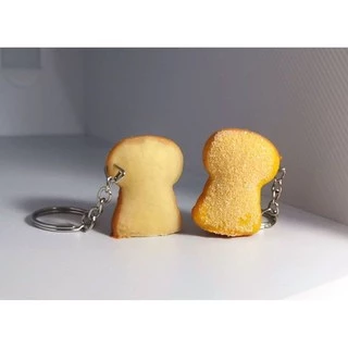 🍞🍞พวงกุญแจ​ขนมปังสี โรยน้ำตาล พวงกุญแจแฮนด์เมด🍞🍞