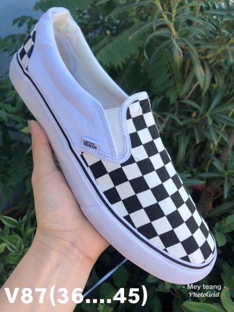 Vans old สลิปออน เข้าใหม่ มี  6 สี เลื่อนดูรูปถัดไปนะค่ะ