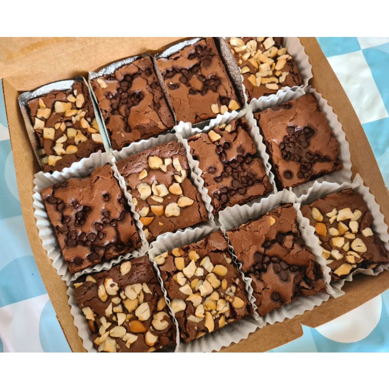 Dark chocolate fudge brownie