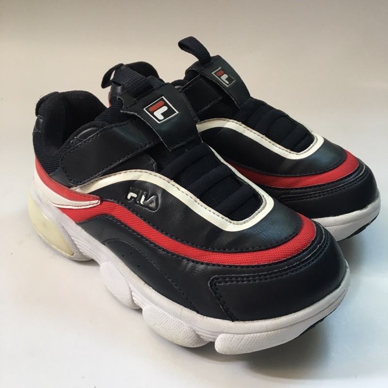 รองเท้าผ้าใบFilaเด็ก