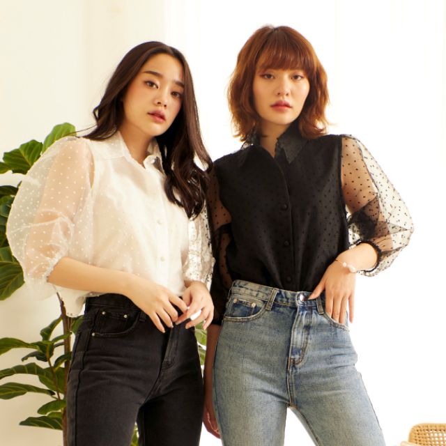 Vicky Shirt เสื้อเชิ้ต เสื้อแขนพองซีทรู สีดำ สีขาว