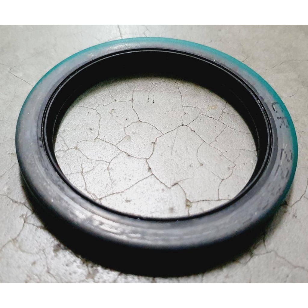 ซีลน้ํามัน SKF CR 22328 57.15X73.02X7.93 USA 481336