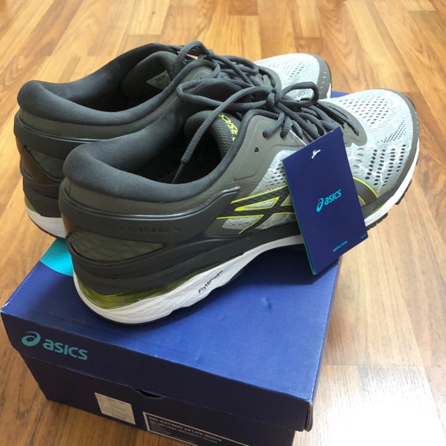 รองเท้าวิ่ง Asics รุ่น Gel-Kayano 24 size 11UK แท้ 💯