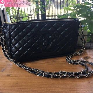 Chanel Cosmetic Cluth Bag With Chain