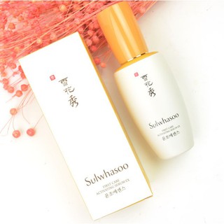 Sulwhasoo moistening Essence บำรุงผิวหน้าให้ความชุ่มชื้น