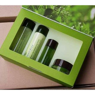 Innisfree Green Tea Special kit (4Items)