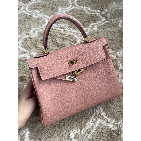 กระเป๋าแฟชั่นทรง kelly28 หนังแท้จากร้านlittlebunnystorse พร้อมส่ง