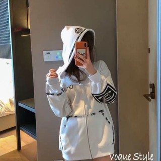 🌸เสื้อฮู้ดแขนยาว🌸สกรีนลายโลโก้แบรนด์ Chanel สวยไฮโซ พร้อมส่ง!!