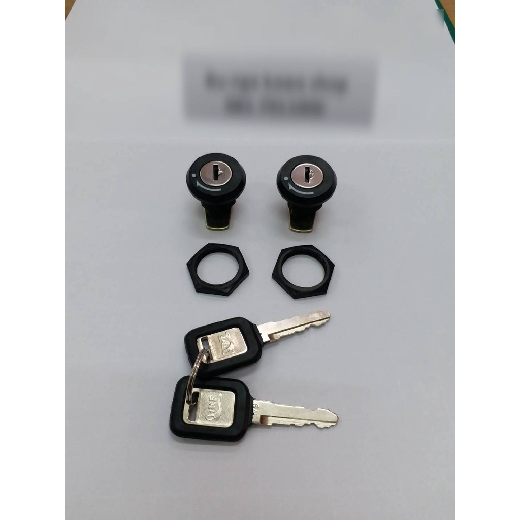 กุญแจล็อคฝากระเป๋า เคอา วิคเตอร์ ท้ายแบน,ท้ายเป็ด ทุกรุ่น ดอกกุญแจมียางหุ้ม (1คู่) - รูปที่ 4