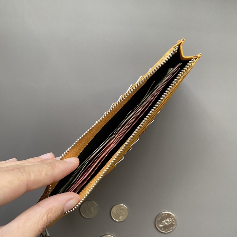 🌻พร้อมส่ง กระเป๋าใส่บัตรทรงยาว ใส่บัตรได้เยอะ ใส่แบงค์พันได้ หนังแท้ #0680