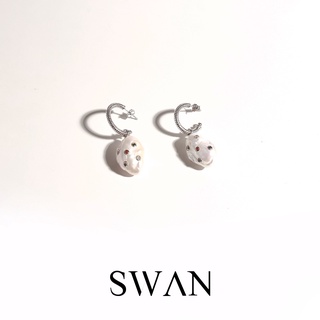 SWAN - Baroque Pearl with Color Stone Earring ต่างหูเงินแท้ มุกแท้ มุกบารอค มุกน้ำจืด ฝังเพชรคิวบิกเซอร์โคเนีย cubic zir