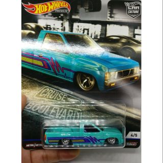 Nissan Big M by hotwheels