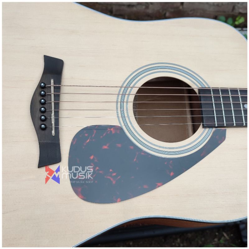 Yamaha f310 tortoskemer Acoustic Guitar pickguard