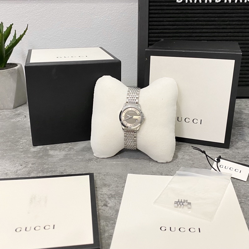 Gucci G-timeless lady watch