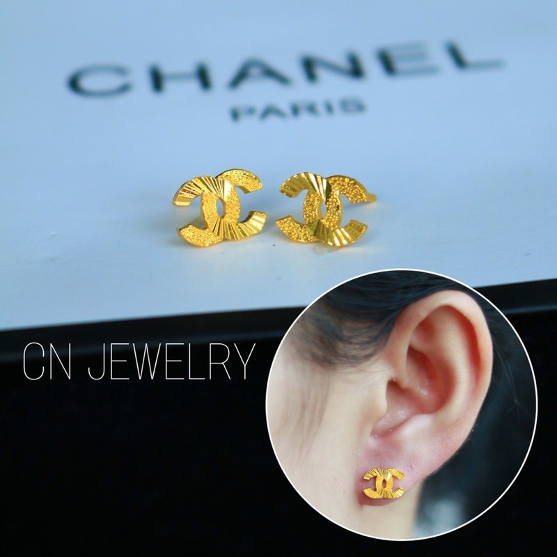 [ ลดเพิ่ม 30% เก็บโค้ดหน้าร้าน] 1คู่ ต่างหู CC (วัสดุอย่างดี ไม่ลอกดำ แพ้ง่ายใส่ได้) CN Jewelry