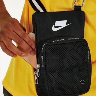 Nike Sports Small Items Crossbody Bag  ของแท้100% @mrtime699