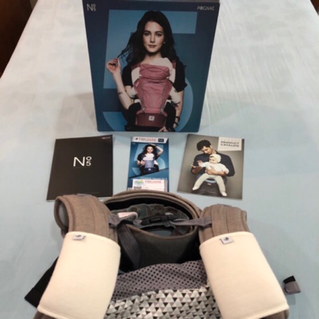 เหมือนใหม่ Pognae no.5 number 5 เป้อุ้ม hip seat เป้อุ้มเด็ก เป้อุ้มลูก ป๊อกเน่ย์ มือสอง