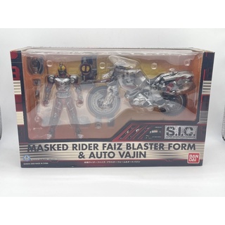S.I.C Super Imaginative Chogokin ( SIC) Masked Rider Faiz Blaster Form &amp; Auto Vajin  สินค้ามือ1