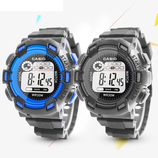 【ซื้อ 1 แถม 1】นาฬิกาอิเล็กทรอนิกส์สำหรับเด็ก นาฬิกาดิจิตอล ของแท้ Sports Watch กันน้ำ100%