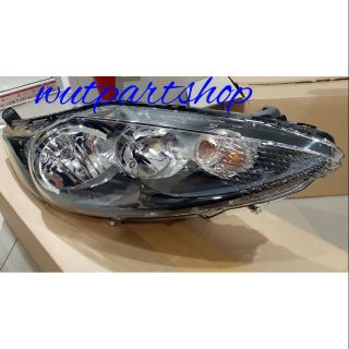 ไฟใหญ่หน้าขวา FORD FIESTA  แท้จากศูนย์ฟอร์ด
