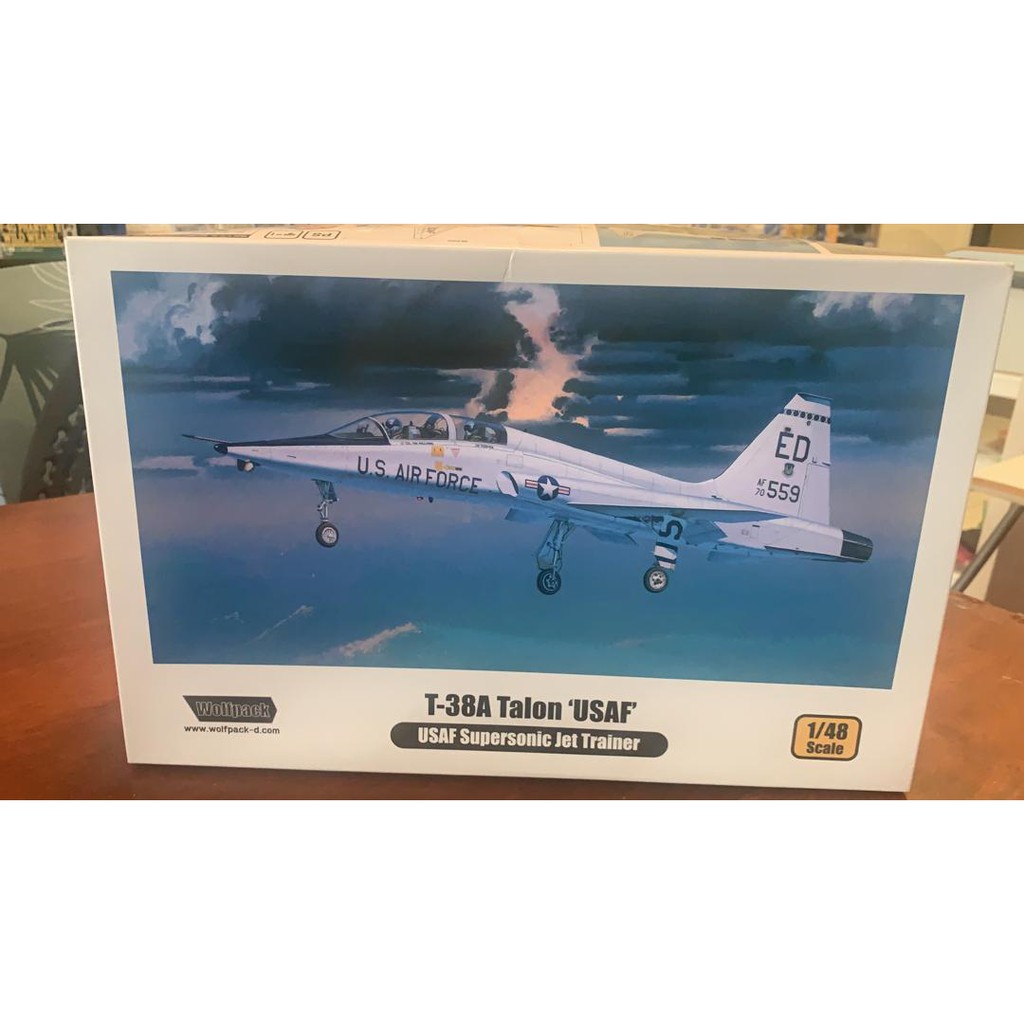 WOLFPACK WP10001 T-38A Talon USAF Supersonic Jet Trainer 1/48
