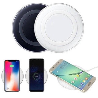 แท่น​ชาร์จ​ เครื่อง​ชาร์​จไร้สาย Qi Fast Charging Pad ของดีราคาถูก