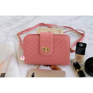 กระเป๋านำเข้า 3 ช่อง ไซร์มินิ เกรดพรีเมี่ยม มีสายยาว ขนาด 7 นิ้ว ราคา 490.-