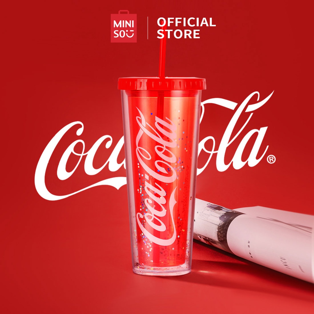 MINISO x Coca-Cola ขวดน้ำ แก้วน้ำพลาสติก สองชั้น พร้อมหลอดดูด ขนาด 720ml Large Straw Water Bottle