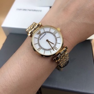 AR1907 ขนาด 32 mm. Womens AR1907 Classic Analog Display Analog Quartz Gold Watch