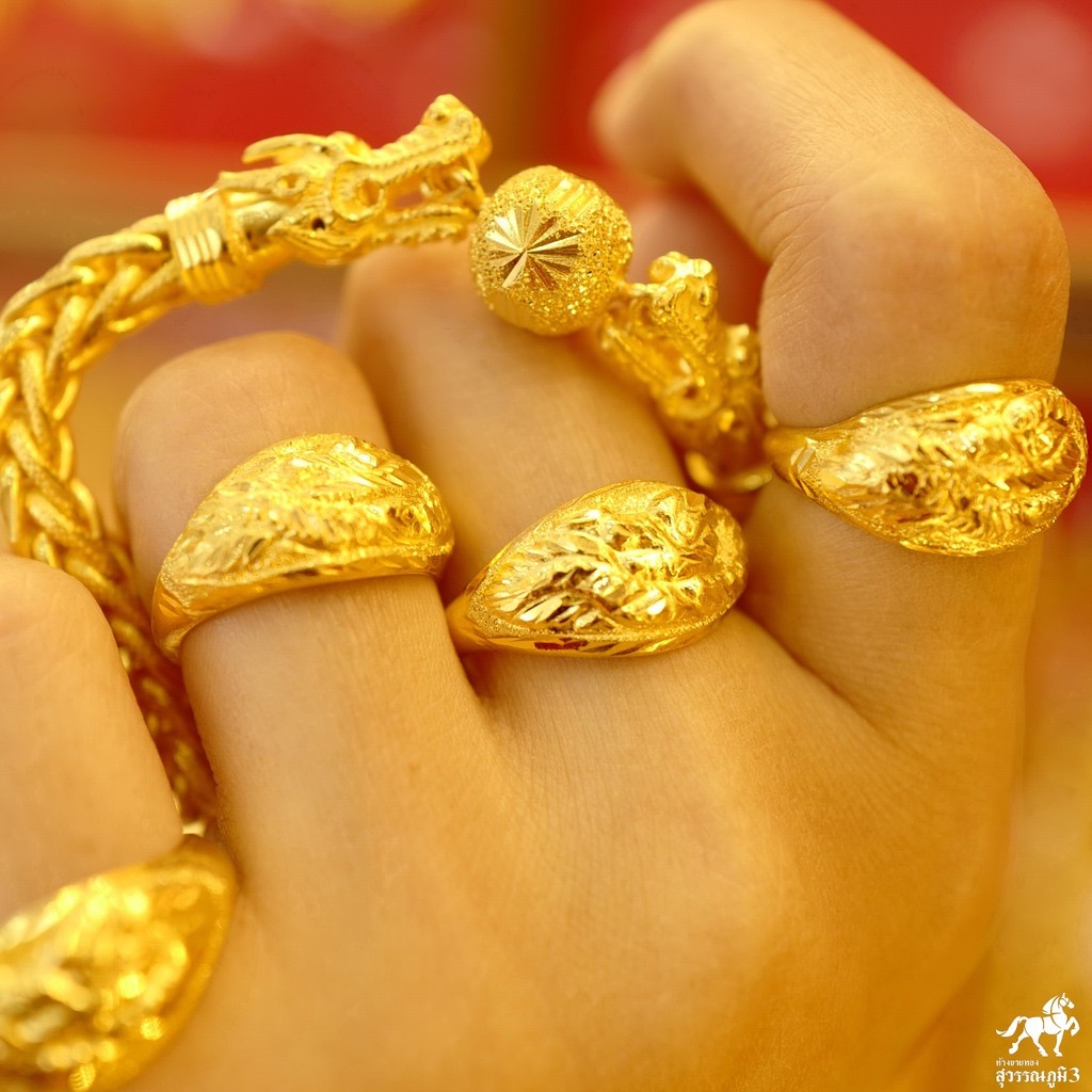 S3VIP แหวนทองครึ่งสลึง  1.9 กรัม ลายหัวโปร่งมังกร คละลาย  ทองแท้ 96.5% ขายได้ จำนำได้ มีใบรับประกัน