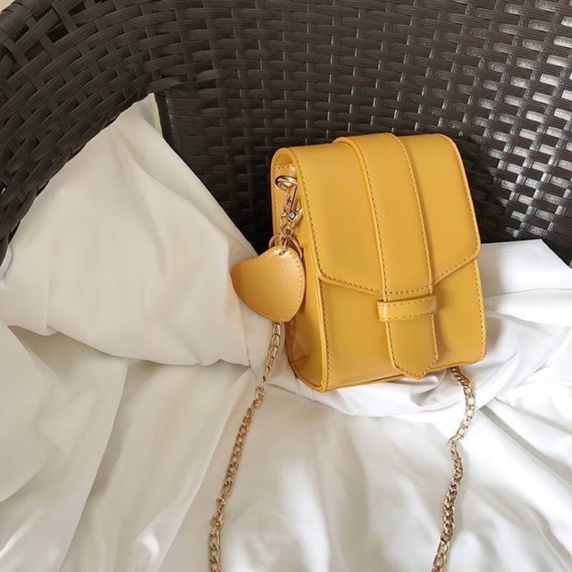 พร้อมส่ง!!!! mustard bag 420บาท ส่งฟรี 💕🌈