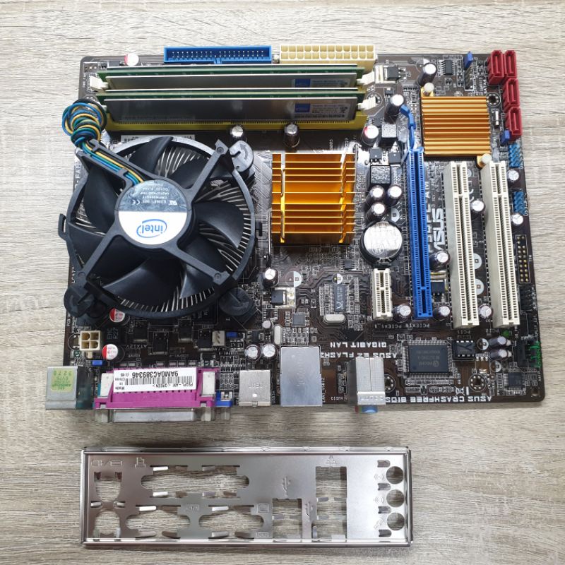 เมนบอร์ดสมบูรณ์ Asus P5QPL-AM ซ็อกเก็ต LGA775 โปรเซสเซอร์รวม Intel Pentium Dual Core & RAM