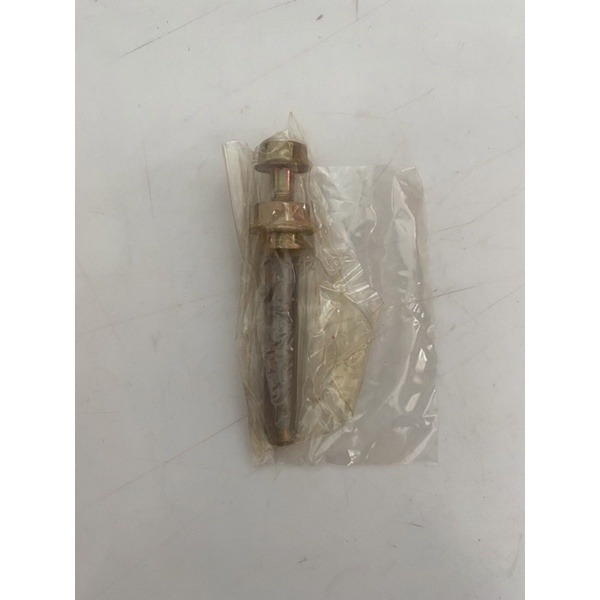 สลักดิสเบรคหน้า โตโยต้า รีโว่ Revo มีร่อง/ไม่มีร่อง 1อัน