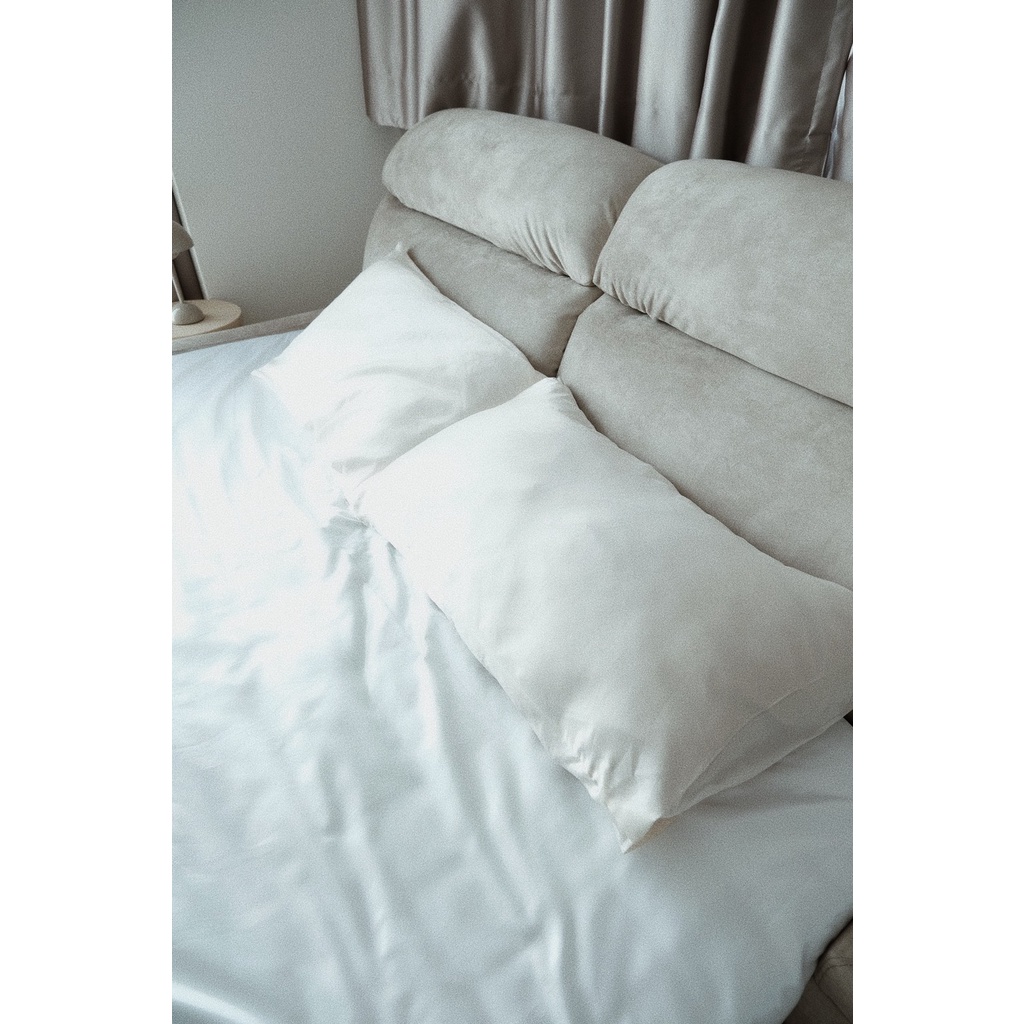 PETCHPLOYHOME Bed Sheet  ผ้าปูที่นอน เนื้อนุ่มลื่น เนื้อสัมผัสเย็นฉ่ำ ช่วยให้หลับสบาย สวยหรูดูแพง