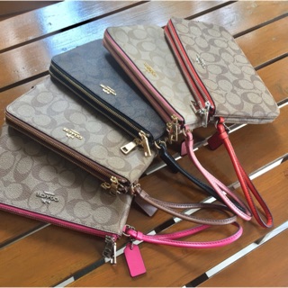 กระเป๋าคล้องมือ 2 zip L coach