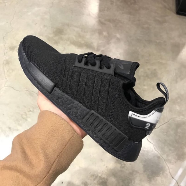molded stripes nmd