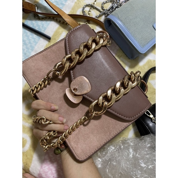 กระเป๋า ck สีนู๊ด มือ สอง