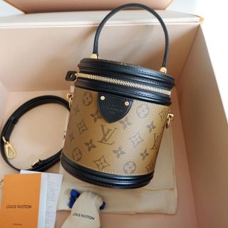 New LV Cannes Full set 
74,500฿