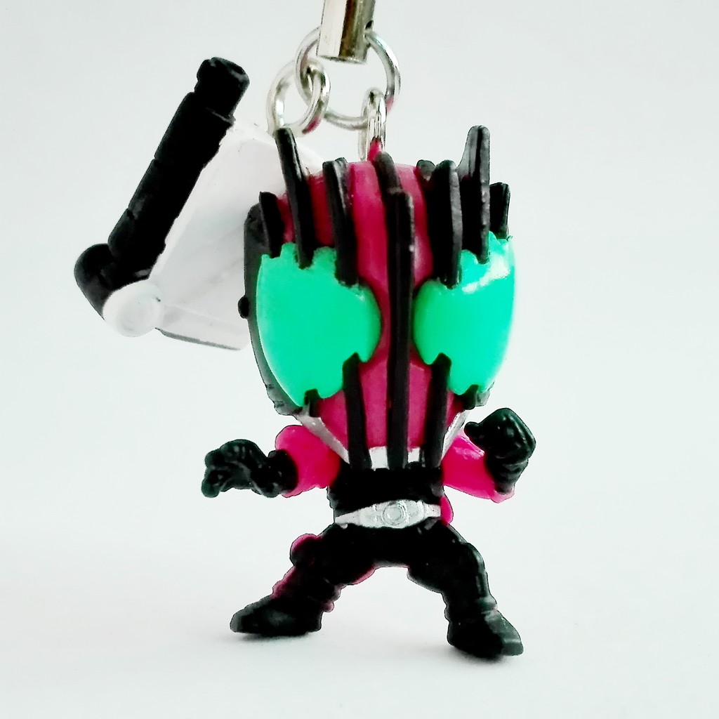 มาสค์ไรเดอร์ดีเคด ฟิกเกอร์ โมเดล อนิเมะ พวงกุญแจ ห้อยกระเป๋า Masked Kamen Rider Decade FIGURE Model Bandaiai ของแท้