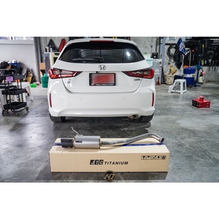 ท่อ JTC ปลายคาร์บอน Akrapovic แท้ สำหรับcity hatchback