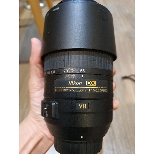 เลนส์ กล้อง DSLR สำหรับ Nikon model : dx 55-300  มือสองสภาพ 95% แทบไม่ได้ใช้