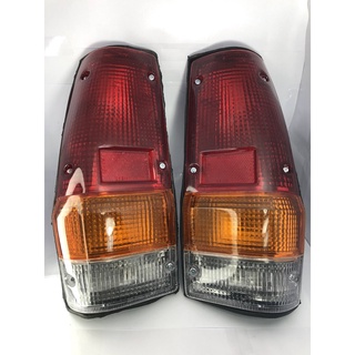 ไฟท้าย Mitsubishi L200 เฉินหลง (ราคาต่อ 1 ข้าง) รถปี 1979-1986 ฝา3สี ส้ม/ขวา/แดง - มิตซู มิซูบิชิ L200