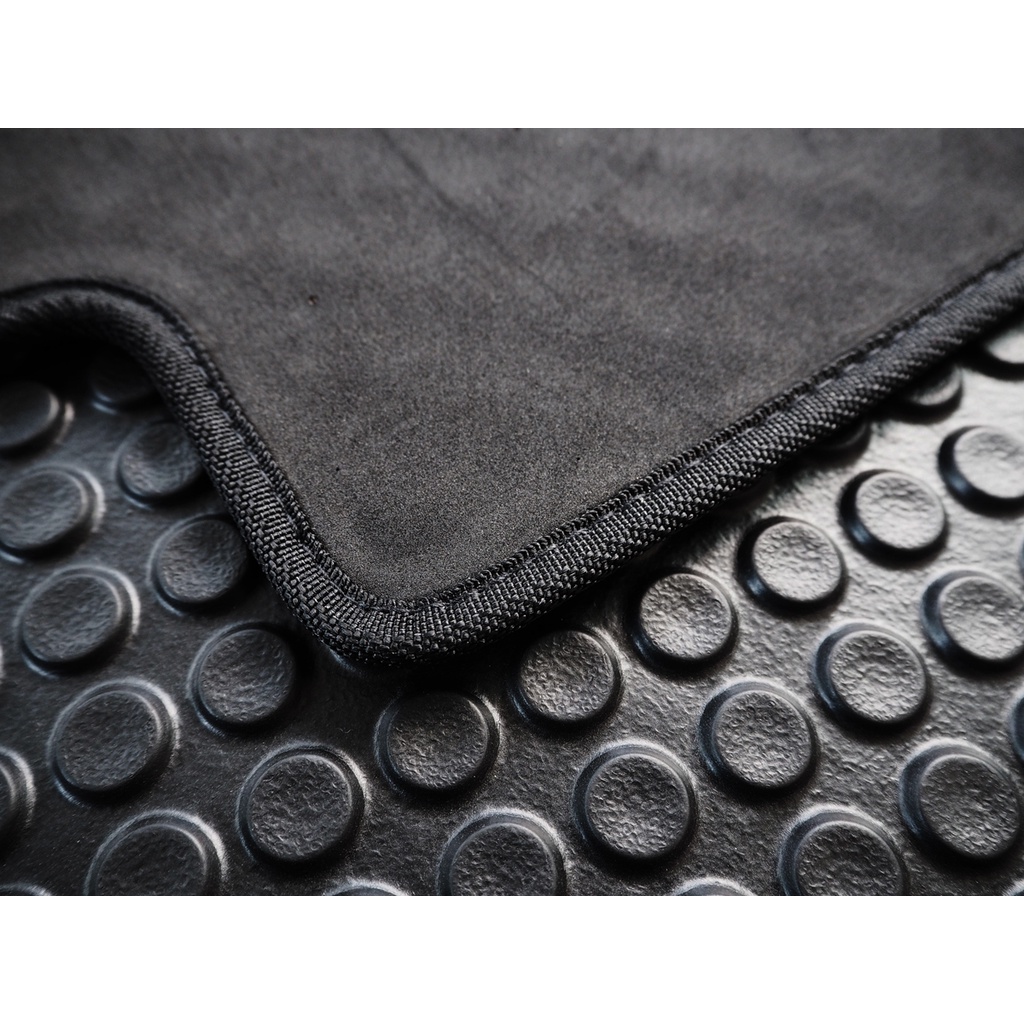 EXTRAMAT ยางปูพื้นลายกระดุมชิ้นท้าย BMW 320d G20 2020-2026 - รูปที่ 2