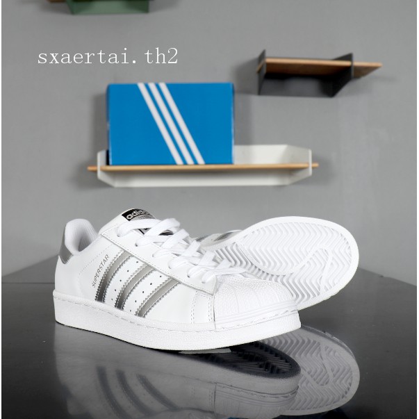 aq3091 adidas superstar