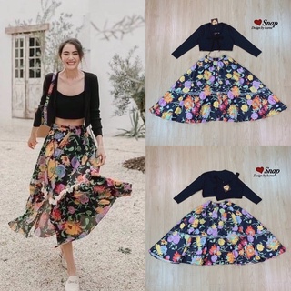 Basic two black crop &amp; floral circle skirt