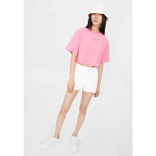 เสื้อครอป Pomelo + Pantone Sustainable Cropped Tee - Pink