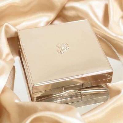 lancome lancome lancome แผ่นของเหลวบริสุทธิ์ bb ผงใหม่ 100 110 ข้อบกพร่อง ชุ่มชื้นยาวนาน