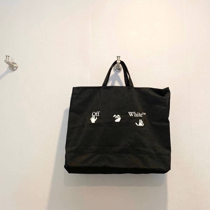 Off -White Quote -Print ToTe